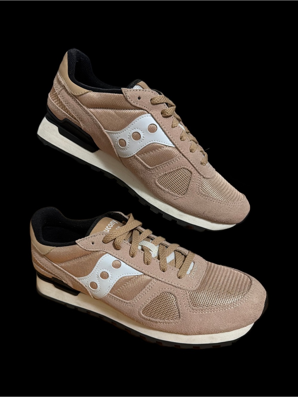 Saucony SHADOW  Men's Tan Lifestyle Sneakers Men’s size 11 EUC 1X